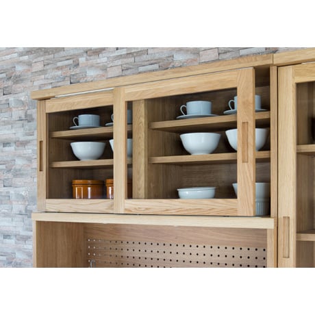 上部の引き戸には、飛散防止フィルムが貼ってあります。