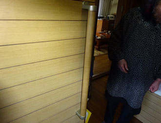 ⑮玄関手摺の取付