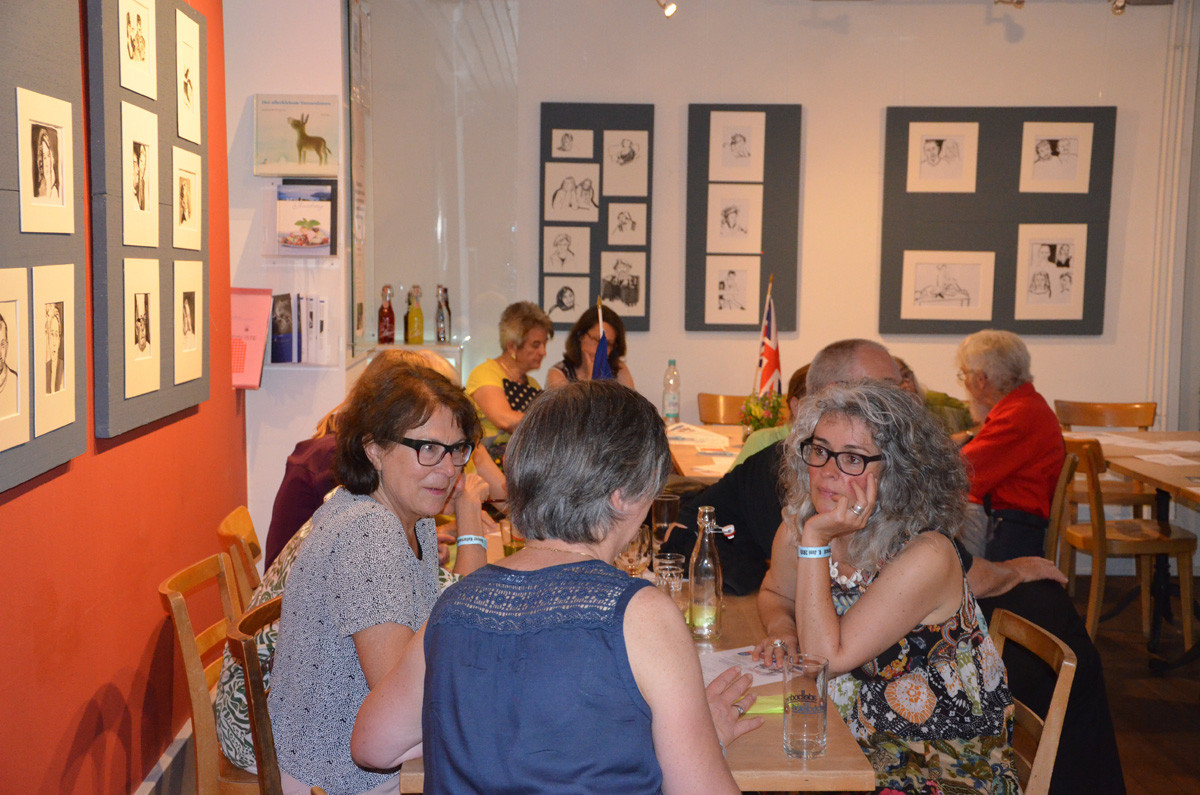 Sprachenbeiz im DorfHus