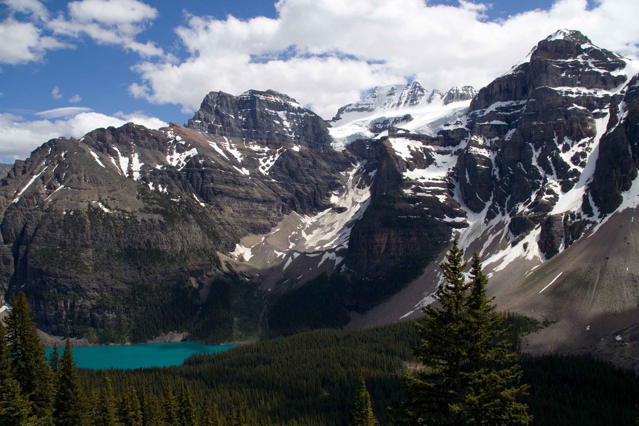 マウント・フェイとモレーンレイク、アイフェルレイクハイク