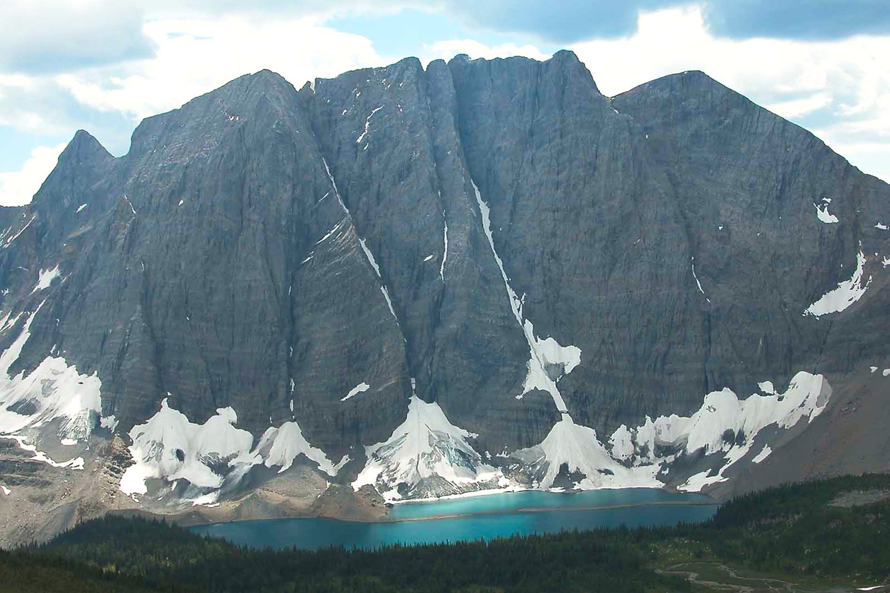 ロックウォールバックパッキング、フローレイク