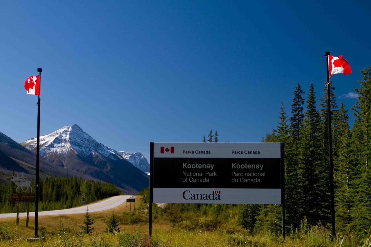 クートニー国立公園の看板
