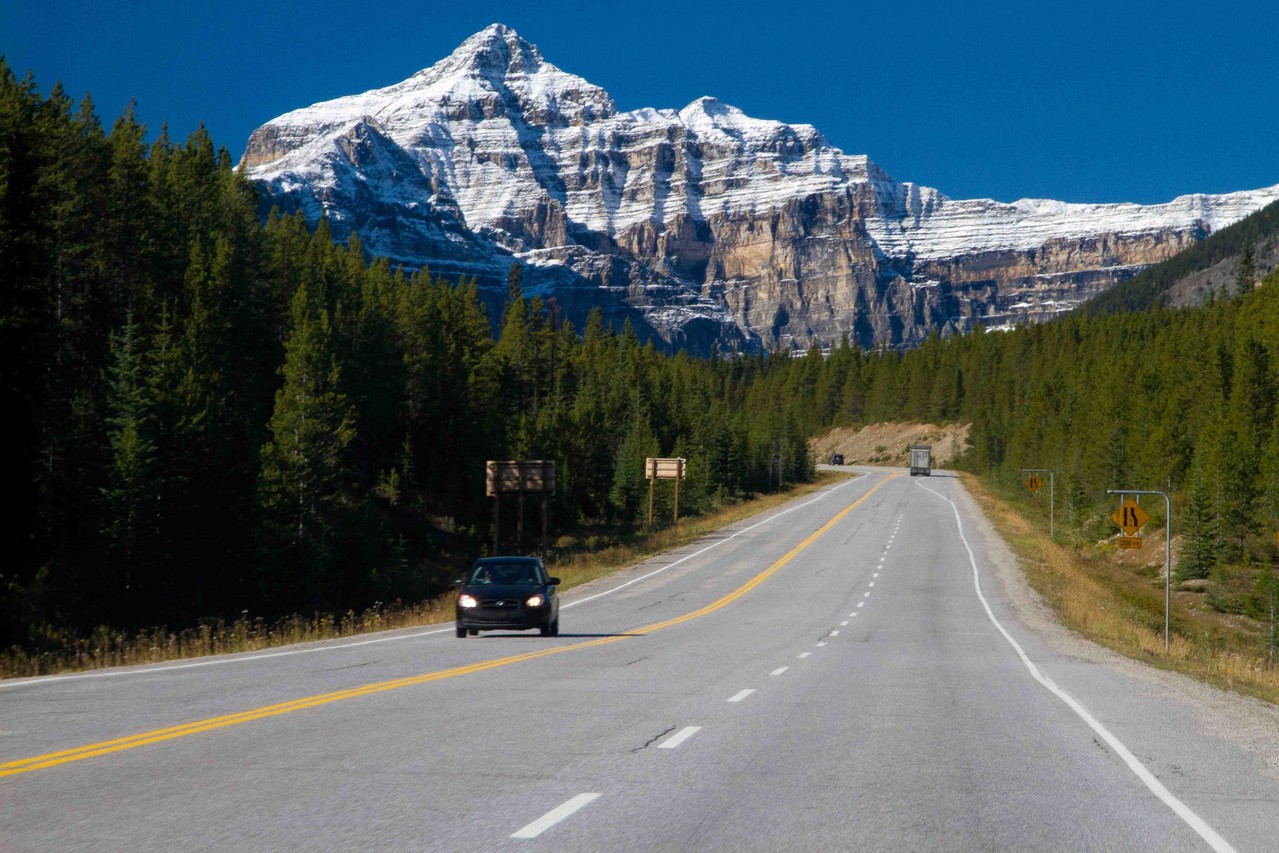 マウント・ウィンパーと93号線