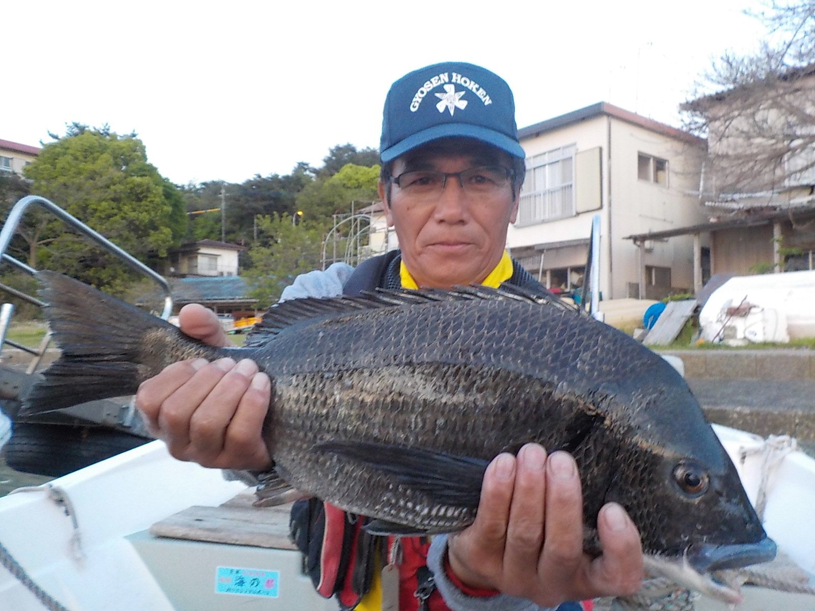 ４月２３日　船外機付きレンタルボートで川端さん　ガバチヌ５１㎝