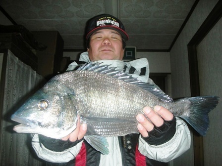 ２月１７日　磯から渡辺さん　５０㎝