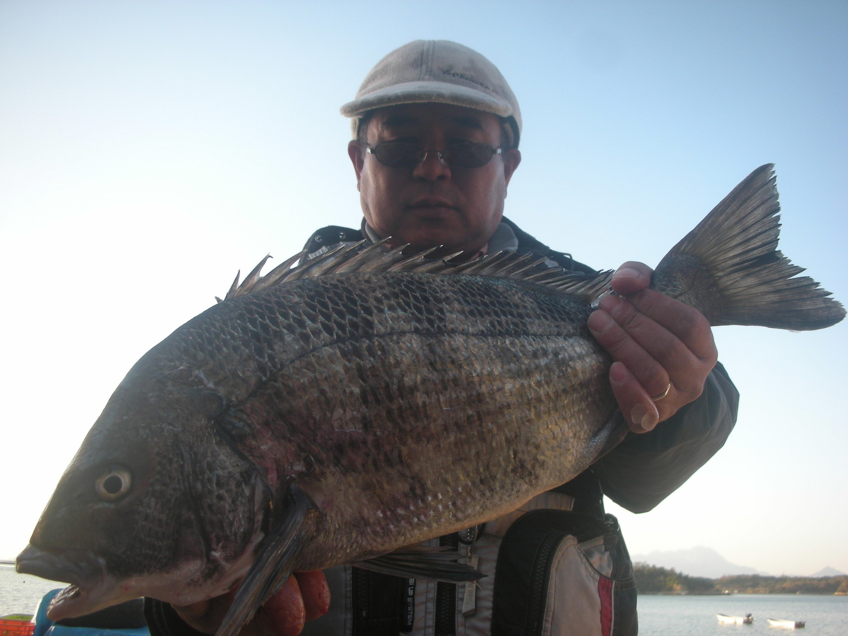 ２月１４日　荒木さん　ガバチヌ５０．７㎝を頭に３匹