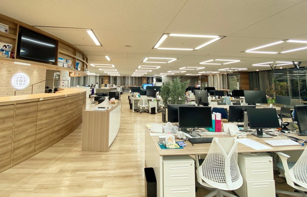 ▲オフィスは外苑前駅から徒歩1分。南青山ブライトスクエア10階にあります