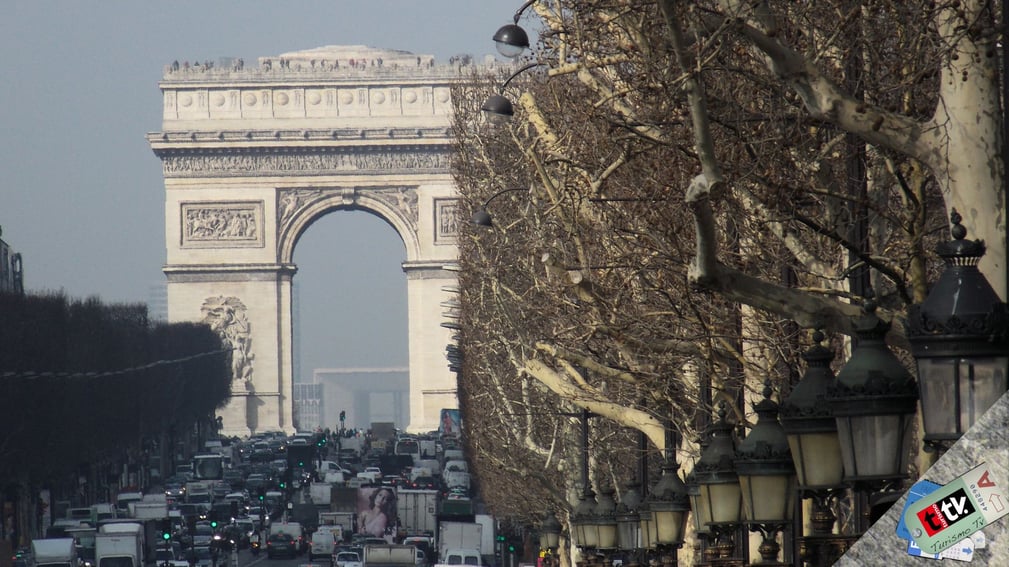 champs elysees y arco del triunfo en Turismo tv televisión turistica