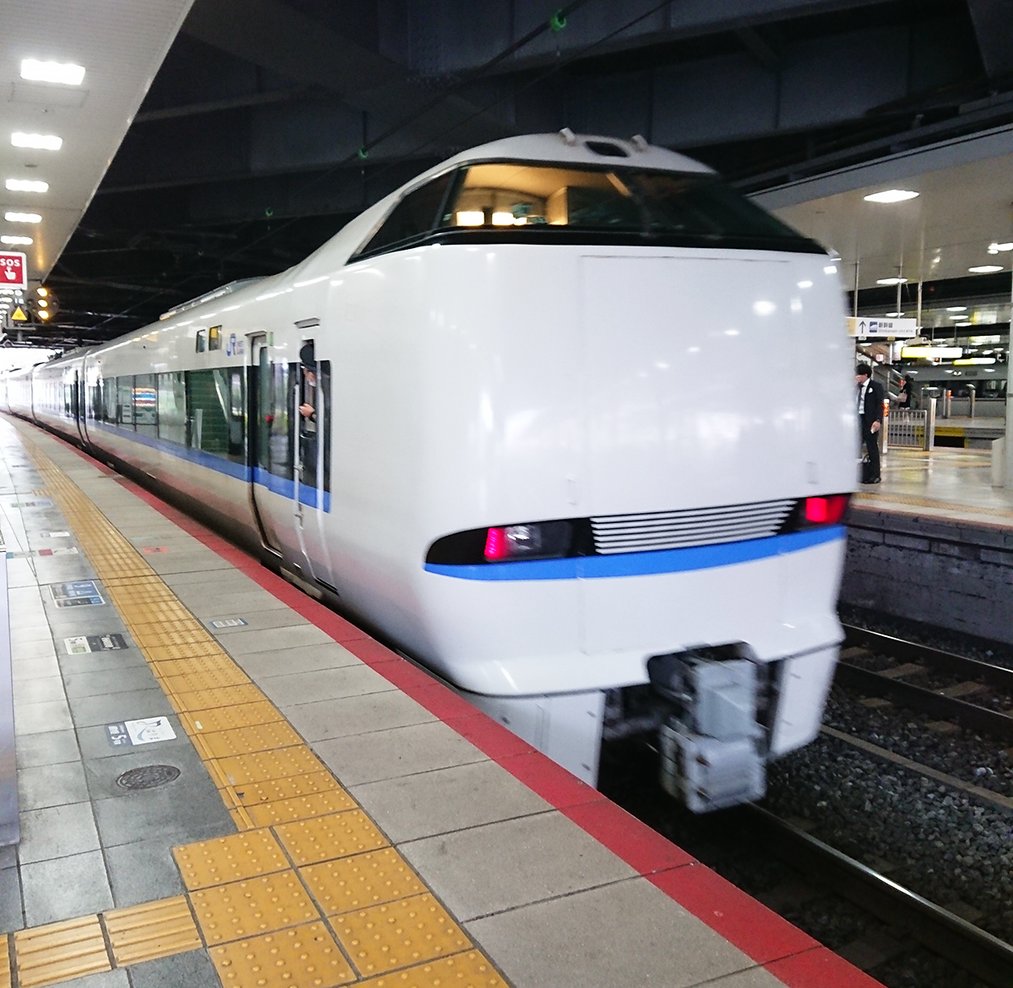 福井県鯖江市への工場見学の道中、サンダーバードの画像