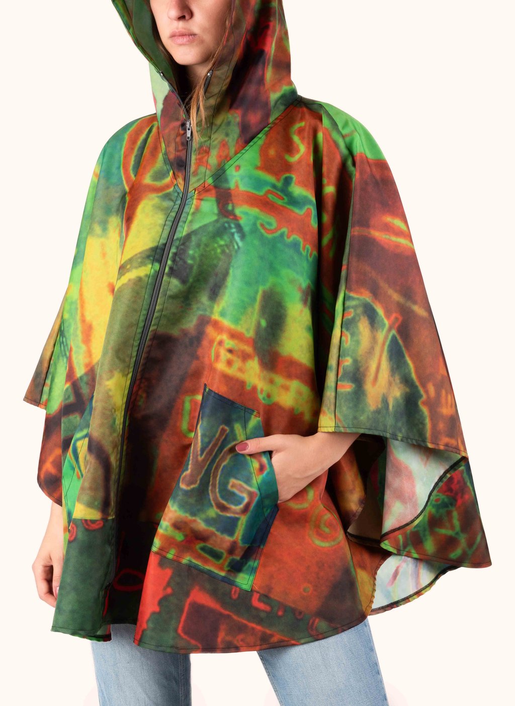 313 Rihanna Raincoat - R22 Corpus