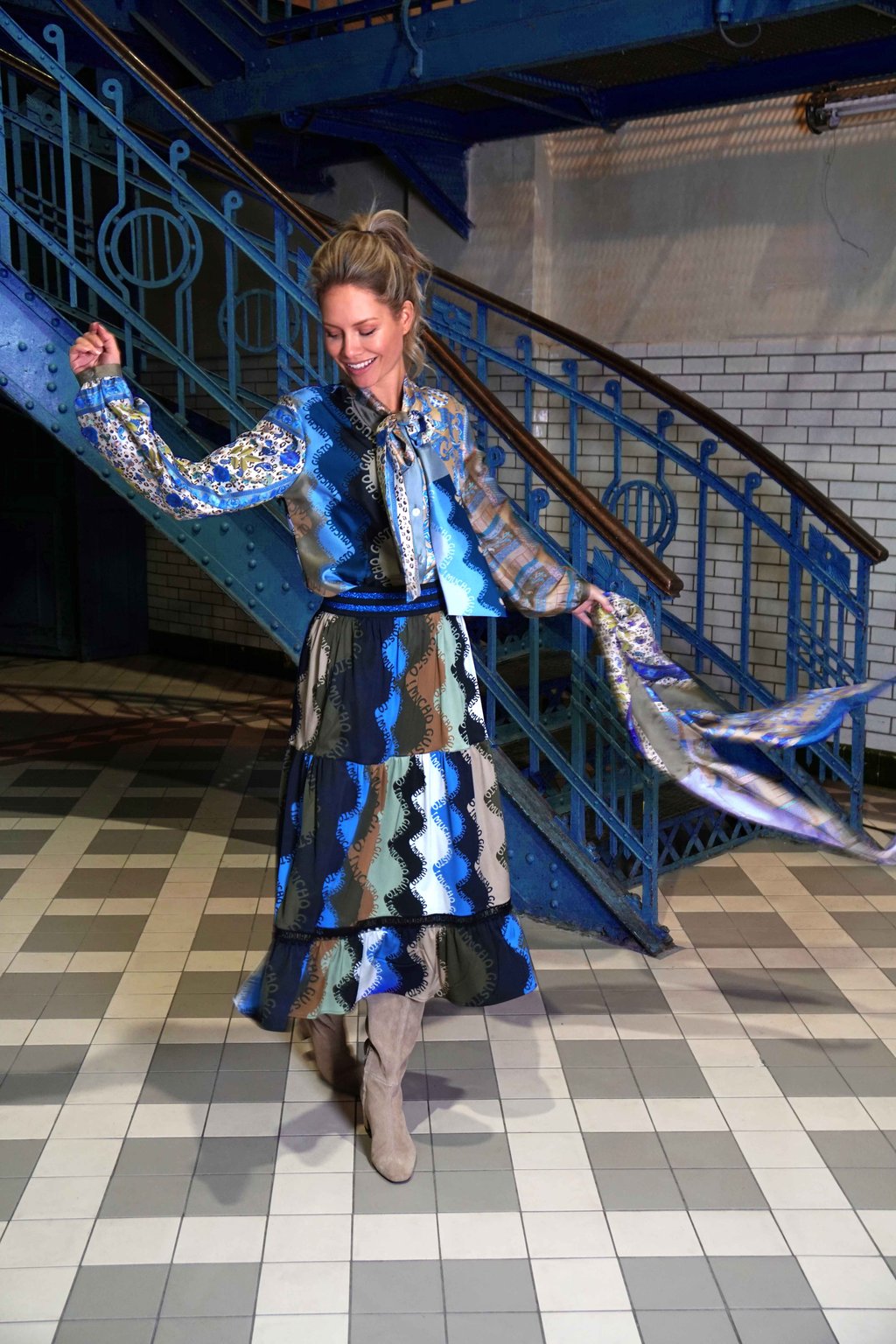 C32STZ256 + C32AMO035