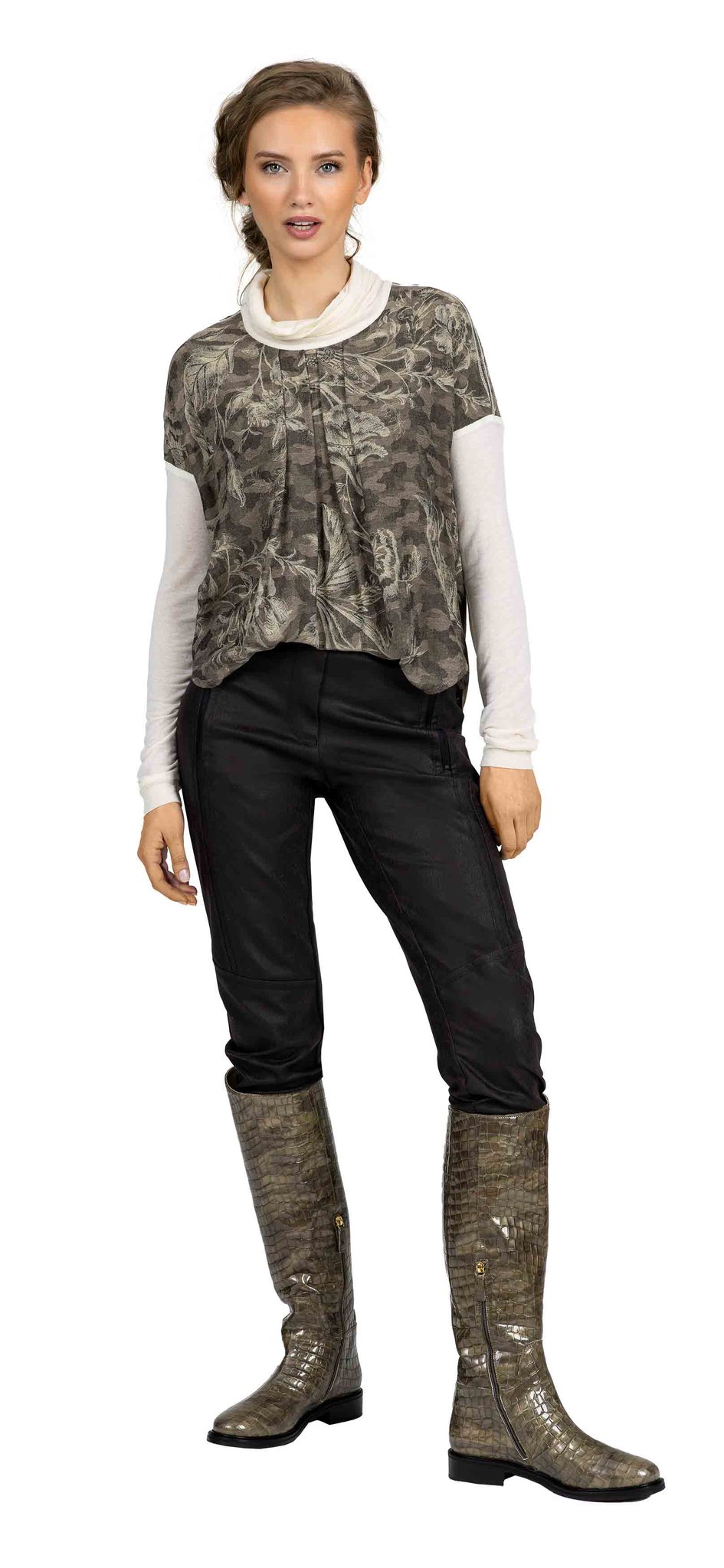 Shirt 232-29, Jogger 206-38