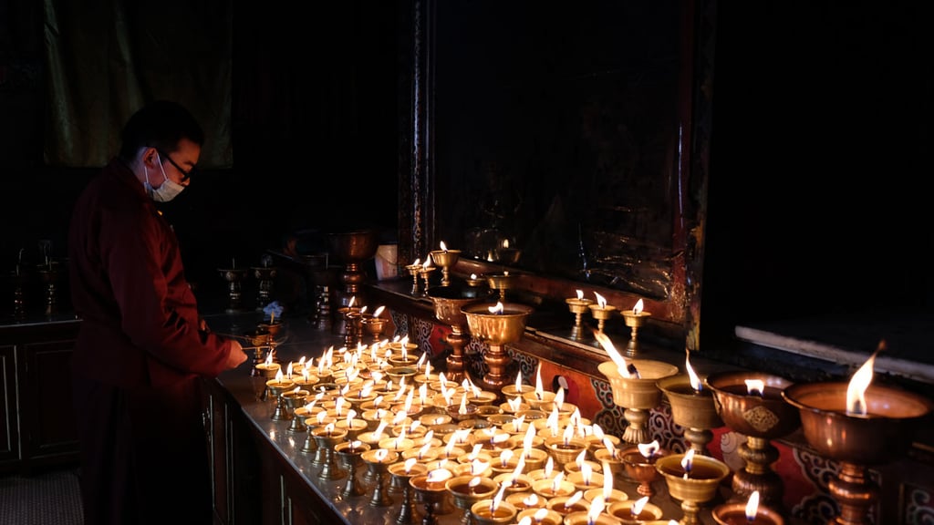 Butterlampen im Wengcheng-Tempel in Kham