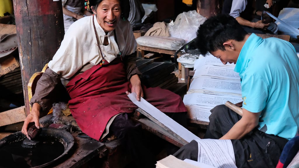 Alte Buchdruckerei Dege Parkhang in Kham