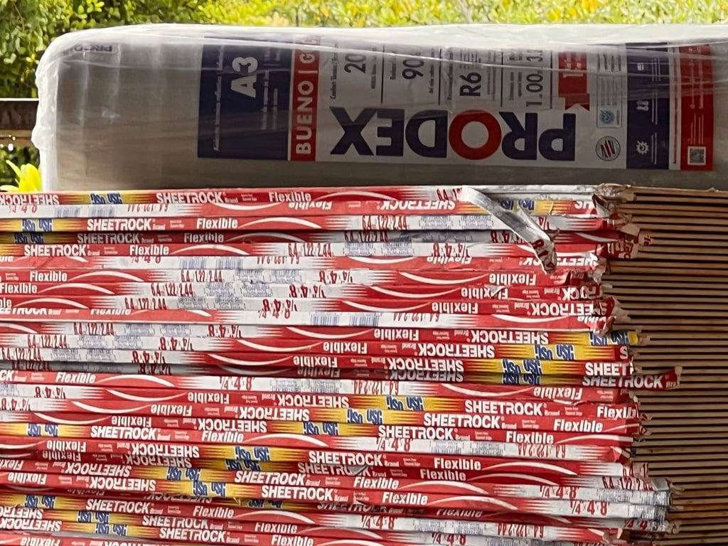 September 2023 - the material for the ceiling piles up