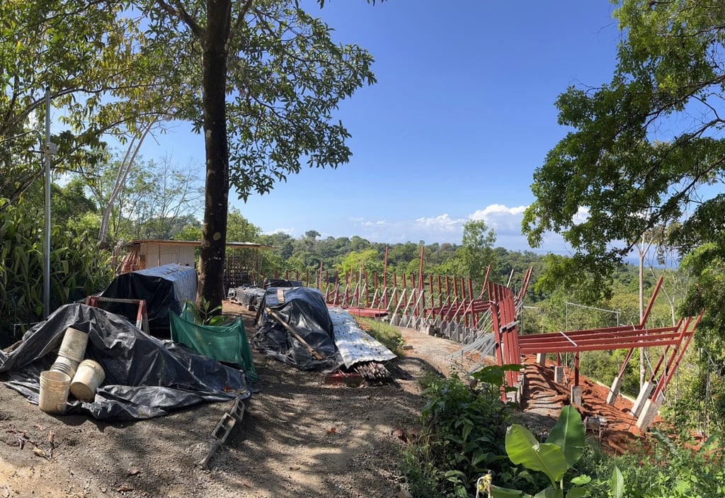 April 2023 - tight conditions on the construction site; the access road serves as a set-up area