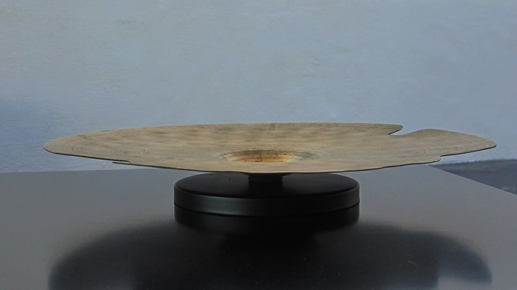 Schale Tschinelle, Wohnskulpturen, Upcycling, Möbel, Kraftobjekte Wolfgang Wallner Hall in Tirol