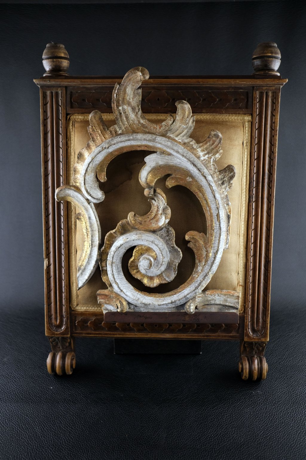 Rochaille, Objekt, Kunst Rokoko, Wolfgang Wallner Hall in Tirol