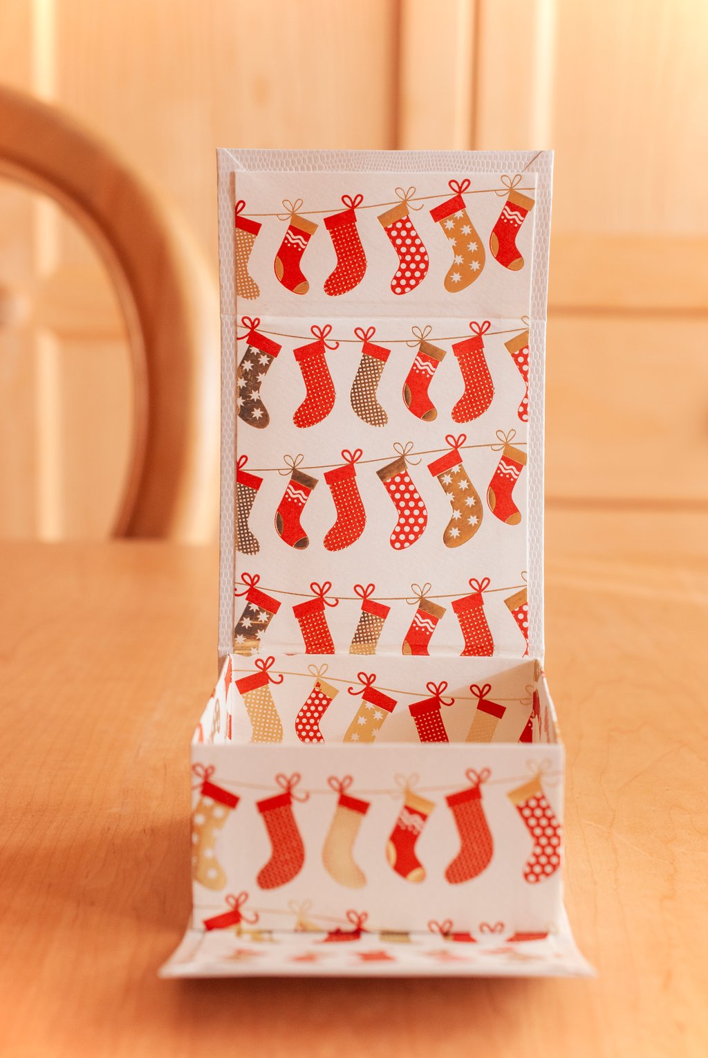 S(9.5-5) bs box with magnets, Fleur*Fleur*