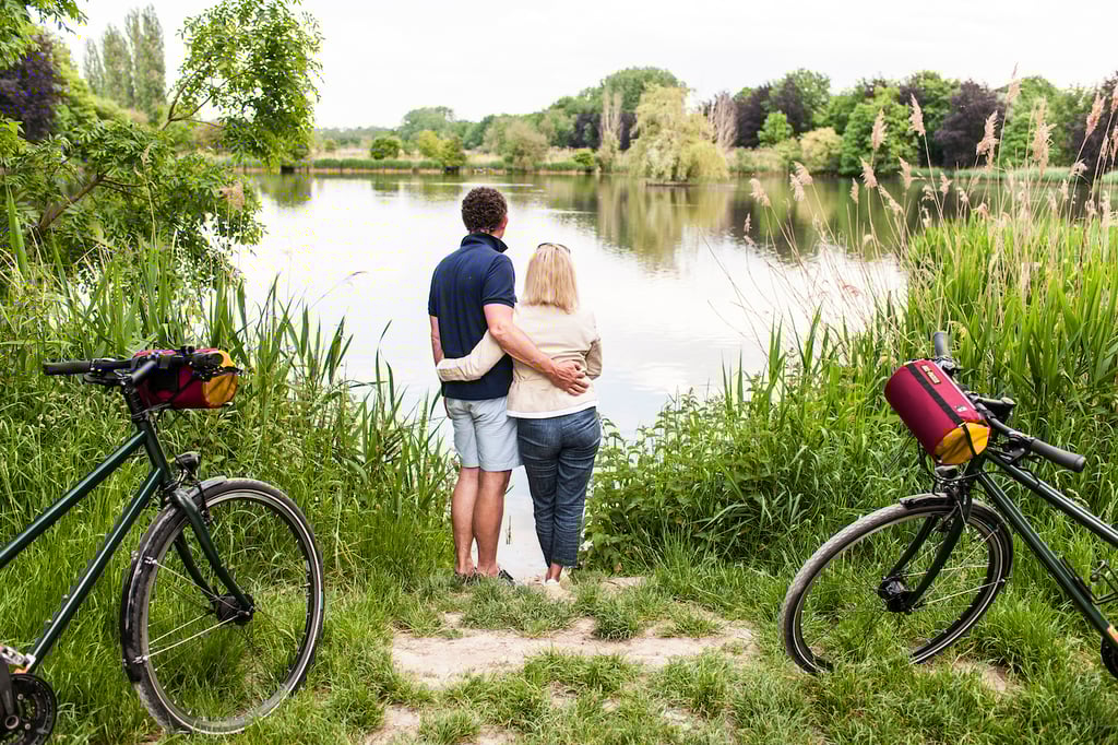 Authentic pictures for the cycling & tourism industry © François Struzik - simply human