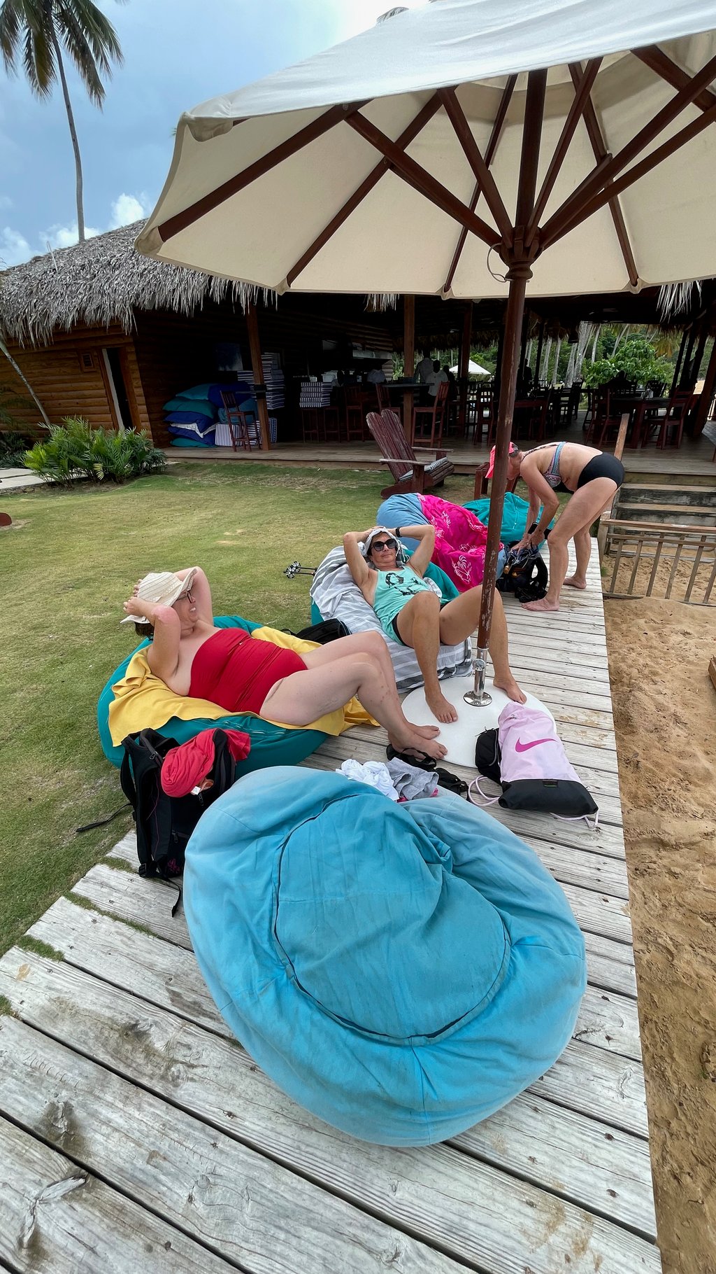 2023-10 Nia Dance-The-Joy Urlaub mit Monika, Thesi, Karina und Annemarie