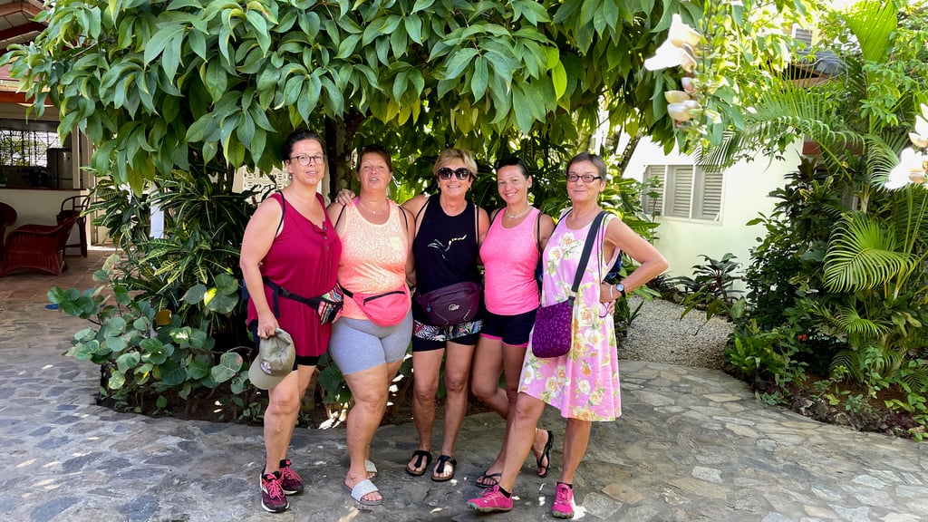 2023-10 Nia Dance-The-Joy Urlaub mit Monika, Thesi, Karina und Annemarie