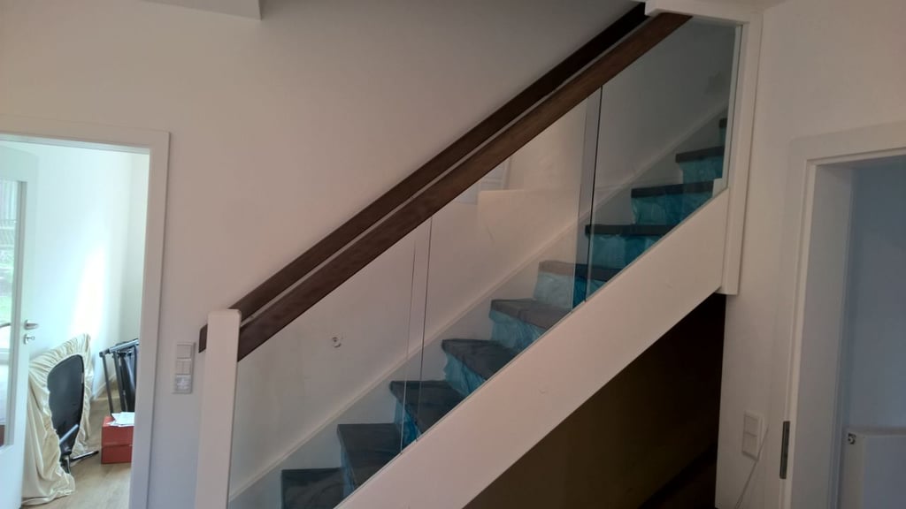 Wangentreppe in Buche, "Fischbeck" (4) - Foto: KÄPPLER BauTischlerei