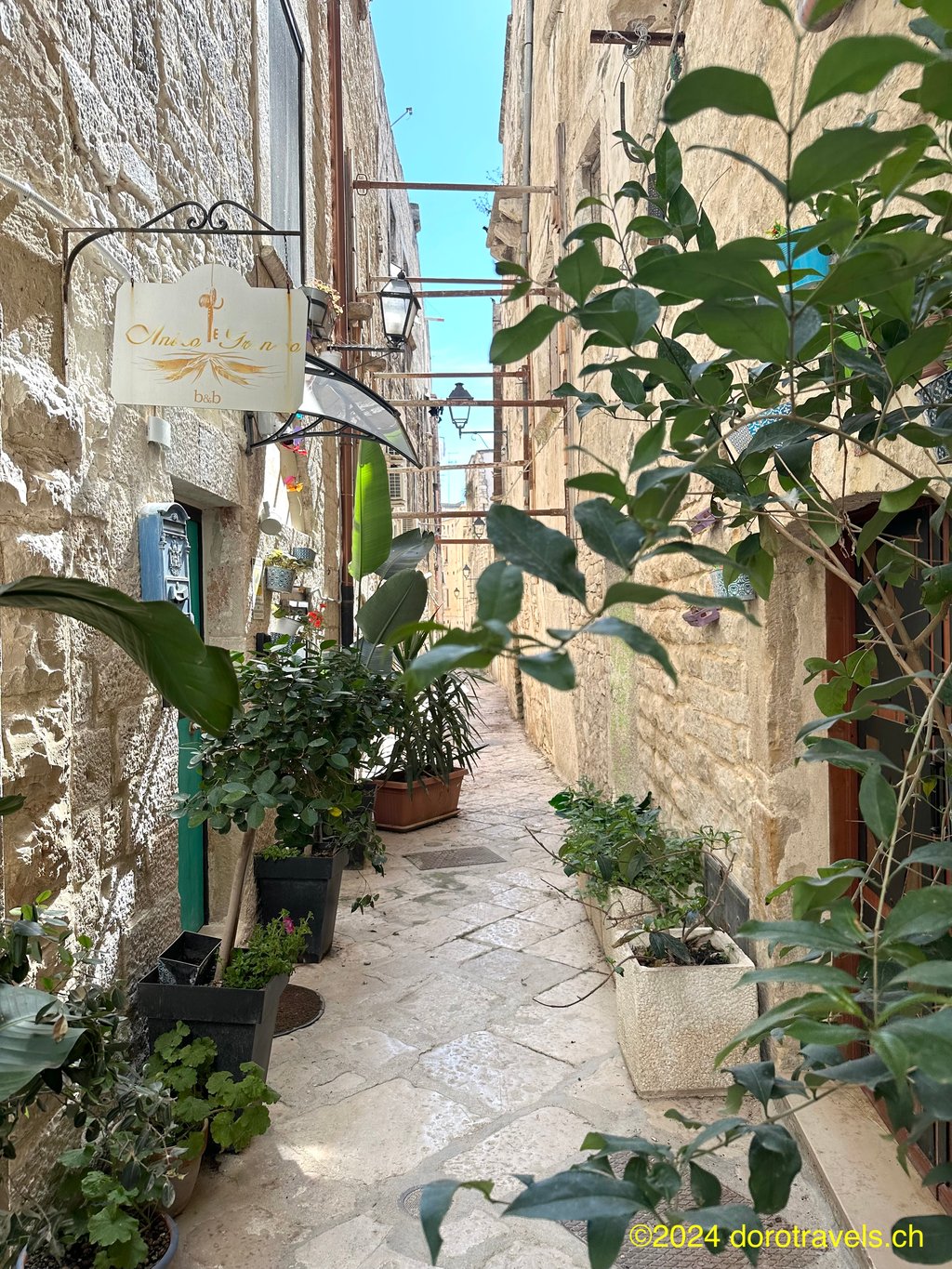 AN ALLEY IN THE OLD TOWN