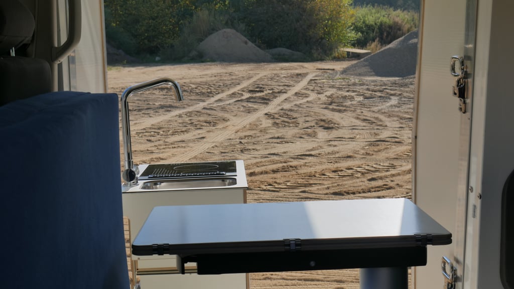 Ausgezogene und erhöhte Küche mit Galerienutzung