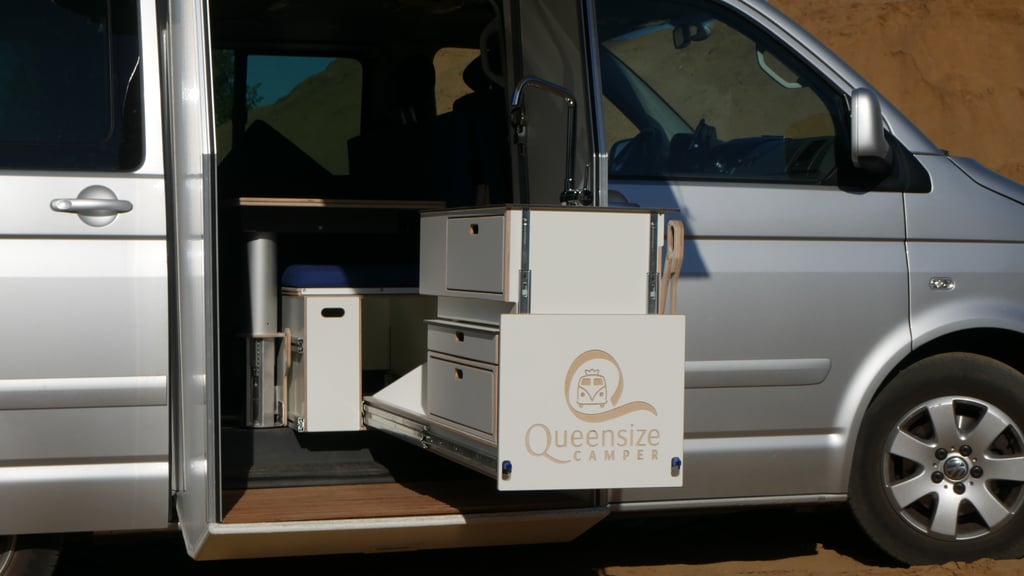 Ausgezogene und erhöhte Küche mit Galerienutzung