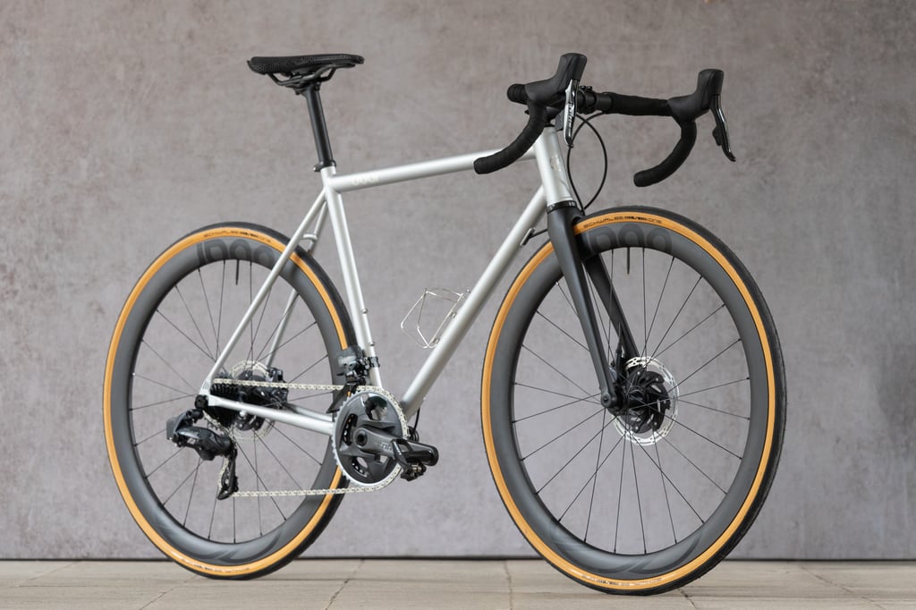 8bar Kronprinz Steel Road Disc Bike SRAM Etap silver