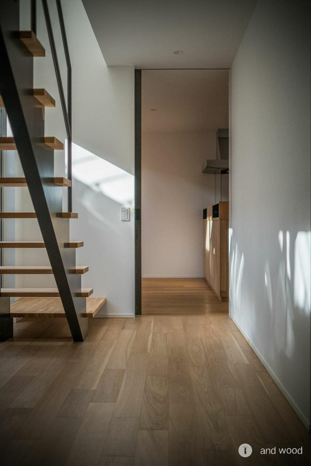 オーク 節無 アンドウッド フローリング 施工例 6