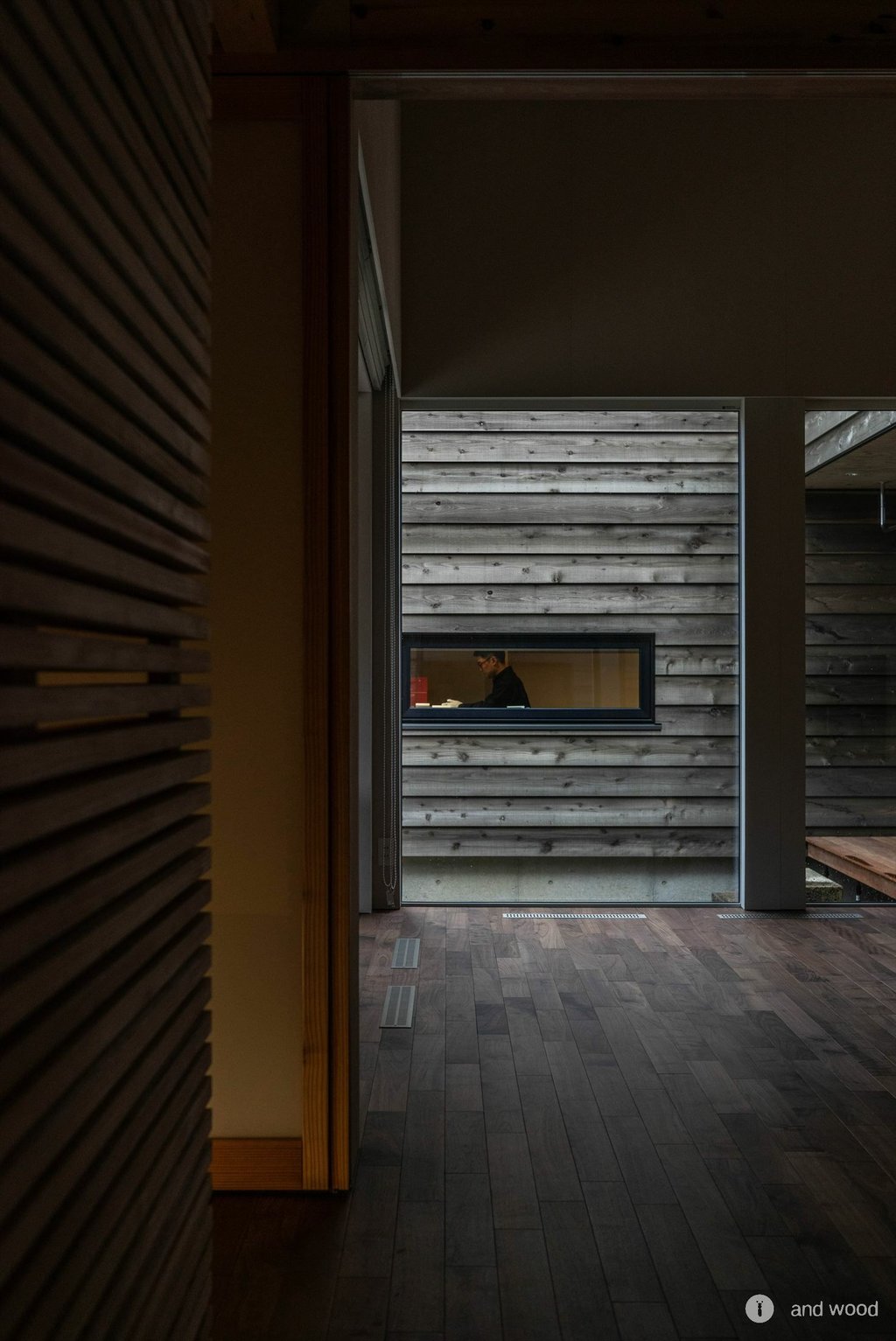 アメリカン ブラック ウォールナット フローリング 幅細 プライウッド andwood アンドウッド 施工例 8