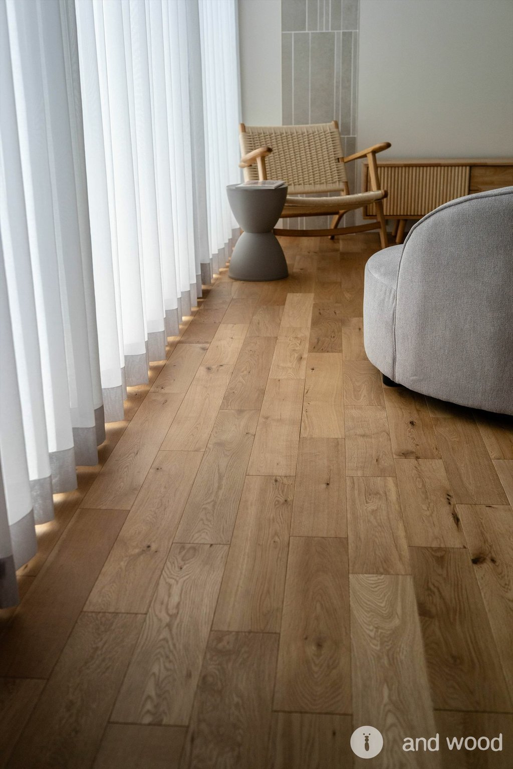 オーク 乱尺 120幅 プライウッド オイル塗装 施工例 新潟 andwood アンドウッド 8