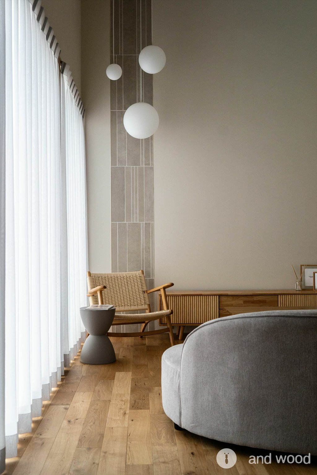 オーク 乱尺 120幅 プライウッド オイル塗装 施工例 新潟 andwood アンドウッド 2