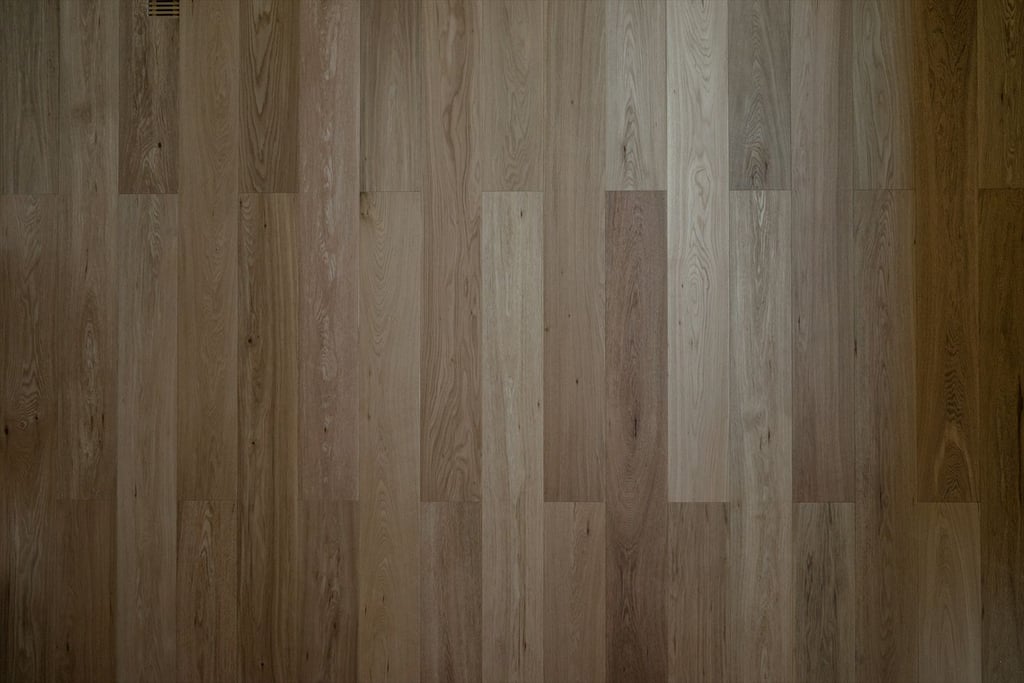 ミズナラ オーク フローリング 節小 施工例 8