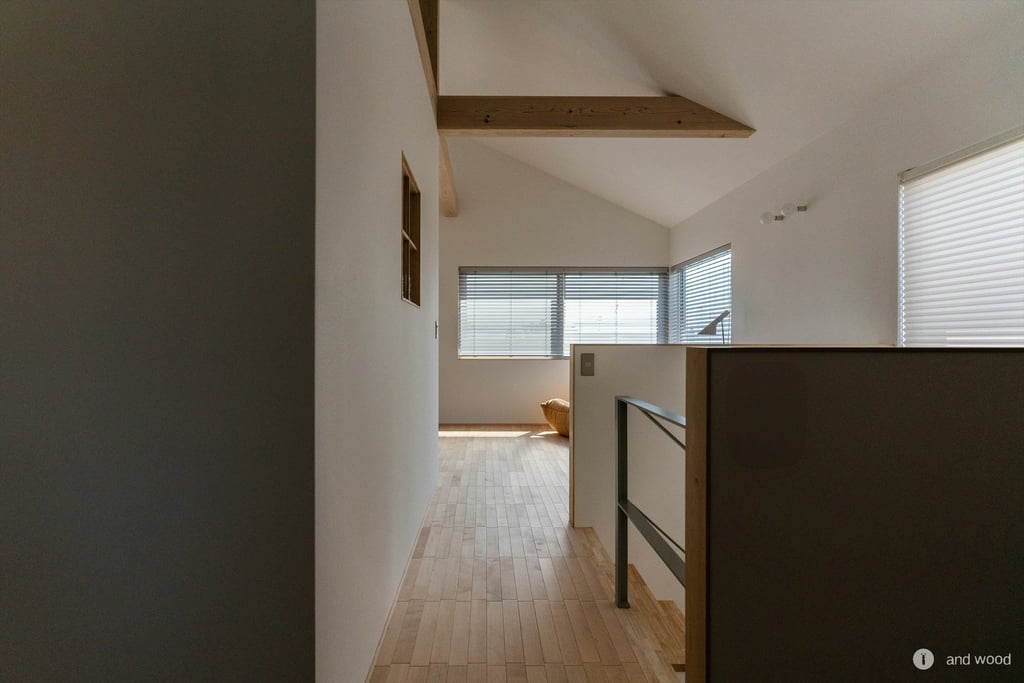 バーチ ヘリンボーン アアルト 無垢 フローリング 施工例 andwood アンドウッド 3