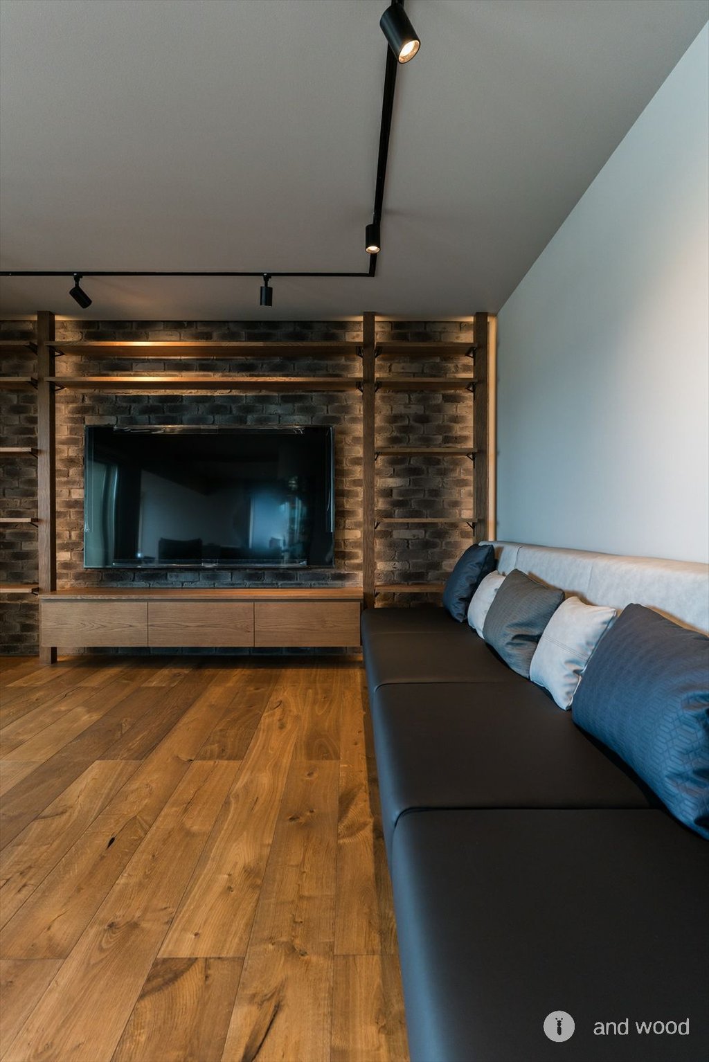 オーク プライウッド スモーク アンドウッド andwood フローリング マンションリノベ 床材 3