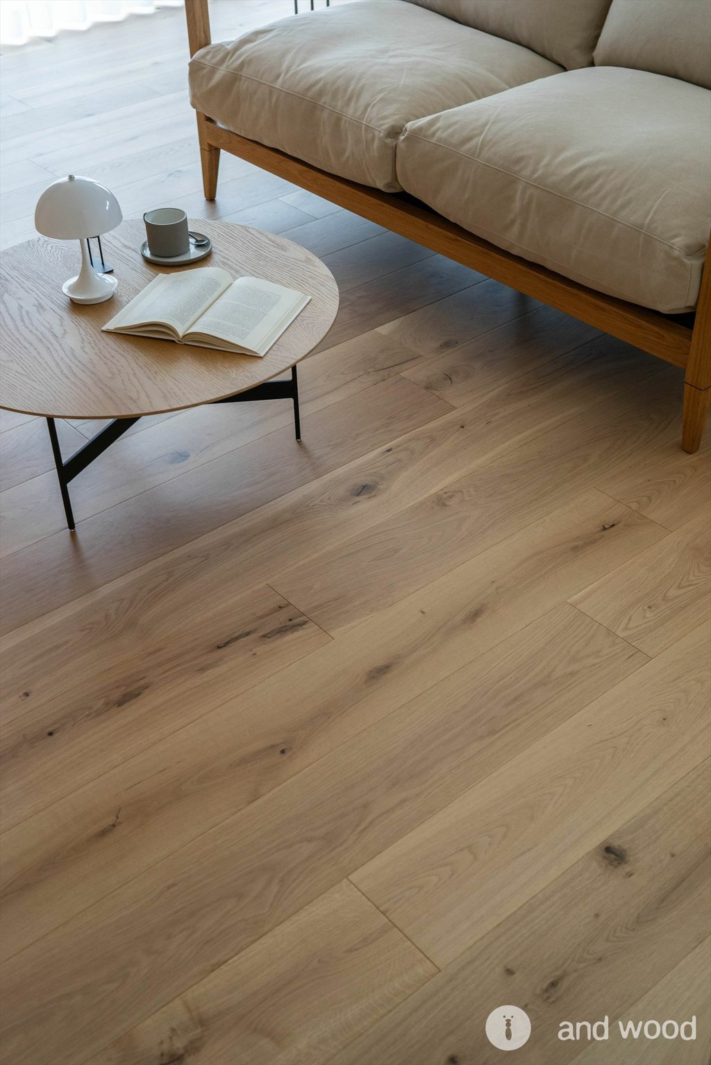 オーク プライウッド ドライペイント フローリング 新築戸建 アンドウッド 施工例 5