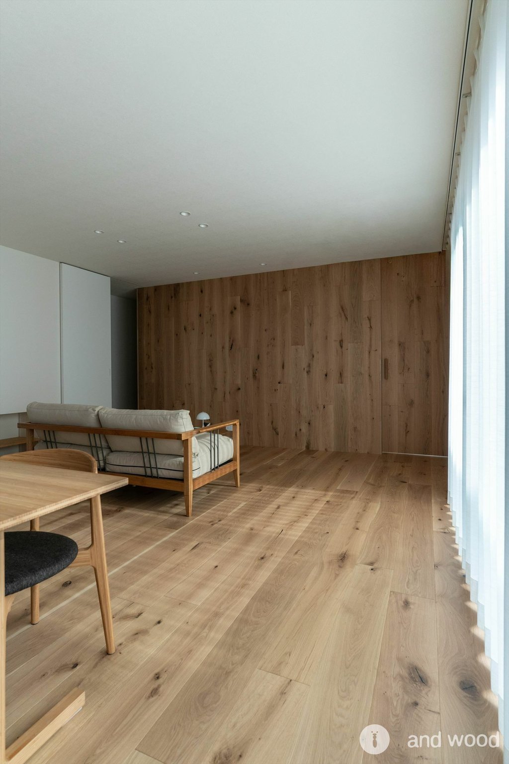 オーク プライウッド ドライペイント フローリング 新築戸建 アンドウッド 施工例 8