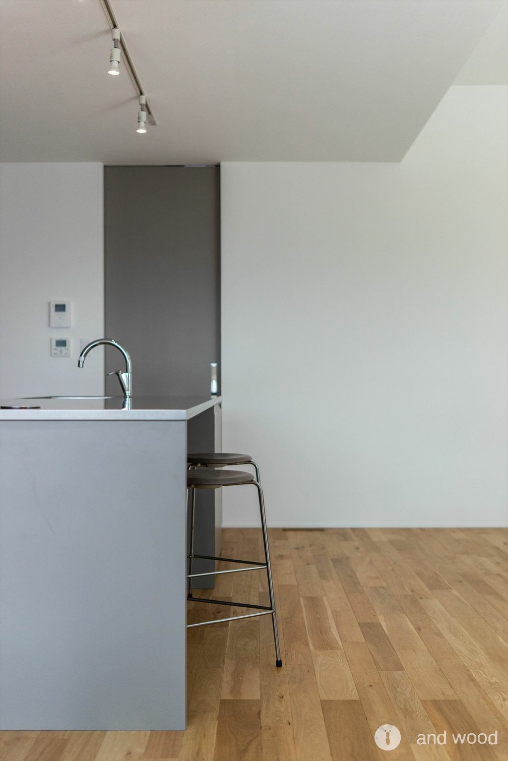 オーク 乱尺 90幅 120幅 プライウッド オイル塗装 施工例 新潟 andwood アンドウッド 6