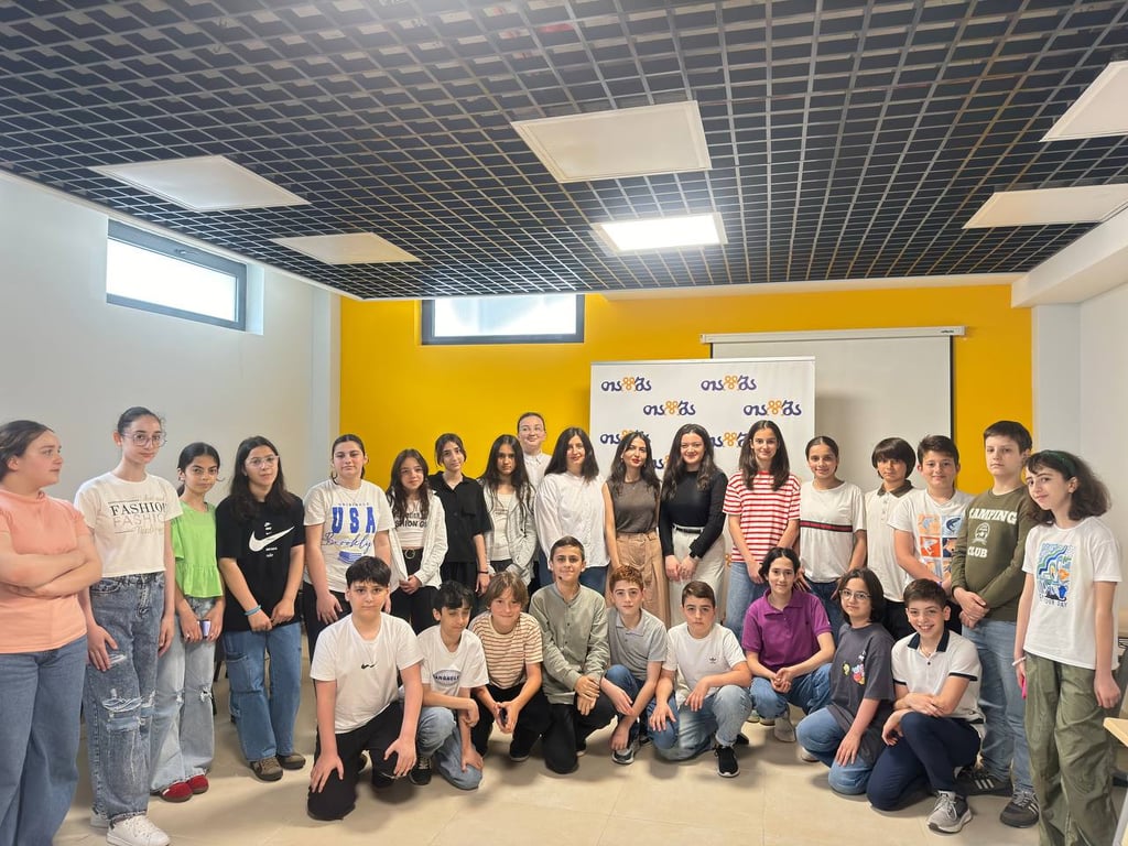 Group photo of the students that attended the lecture