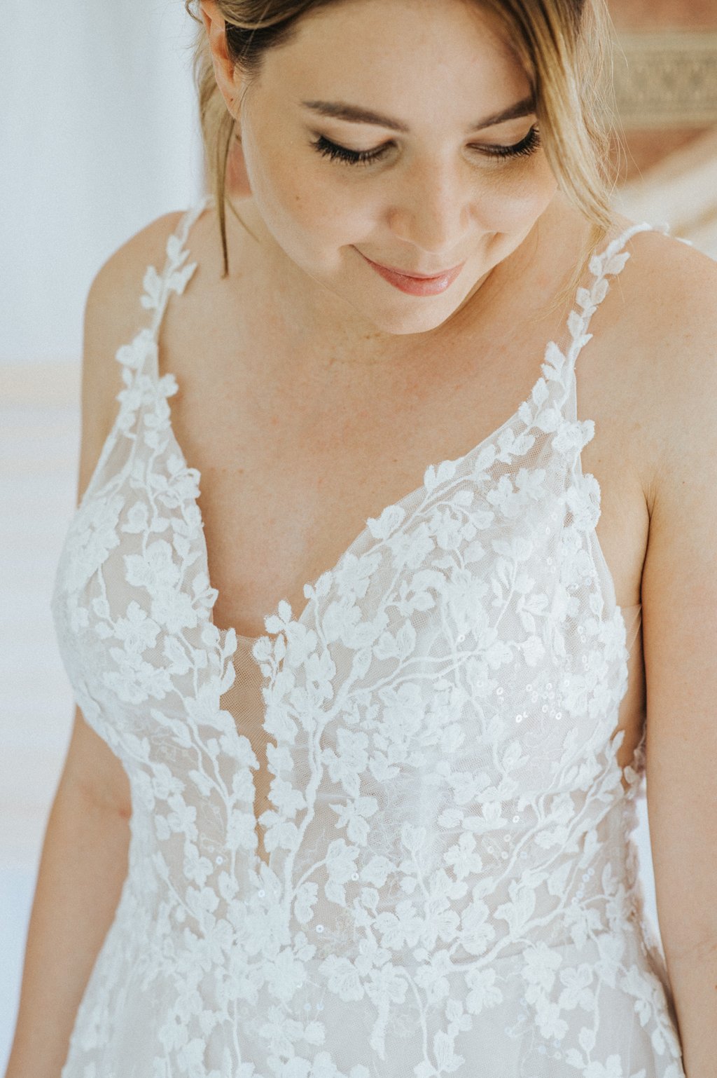 Hochzeitskleid und Brautmode vonmirzudir Ostschweiz Schneider Haute couture von mir zu dir