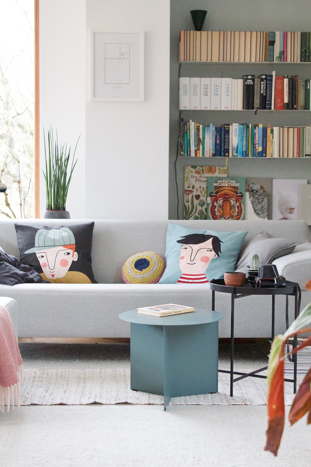 dieartigeBLOG - Neue Mitbewohner im Wohnzimmer: Tim, Häkan und Slit Table