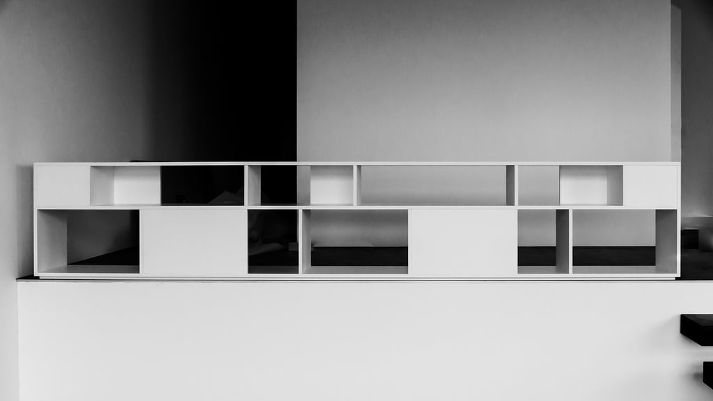 Sideboard in MDF weiss lackiert, privat