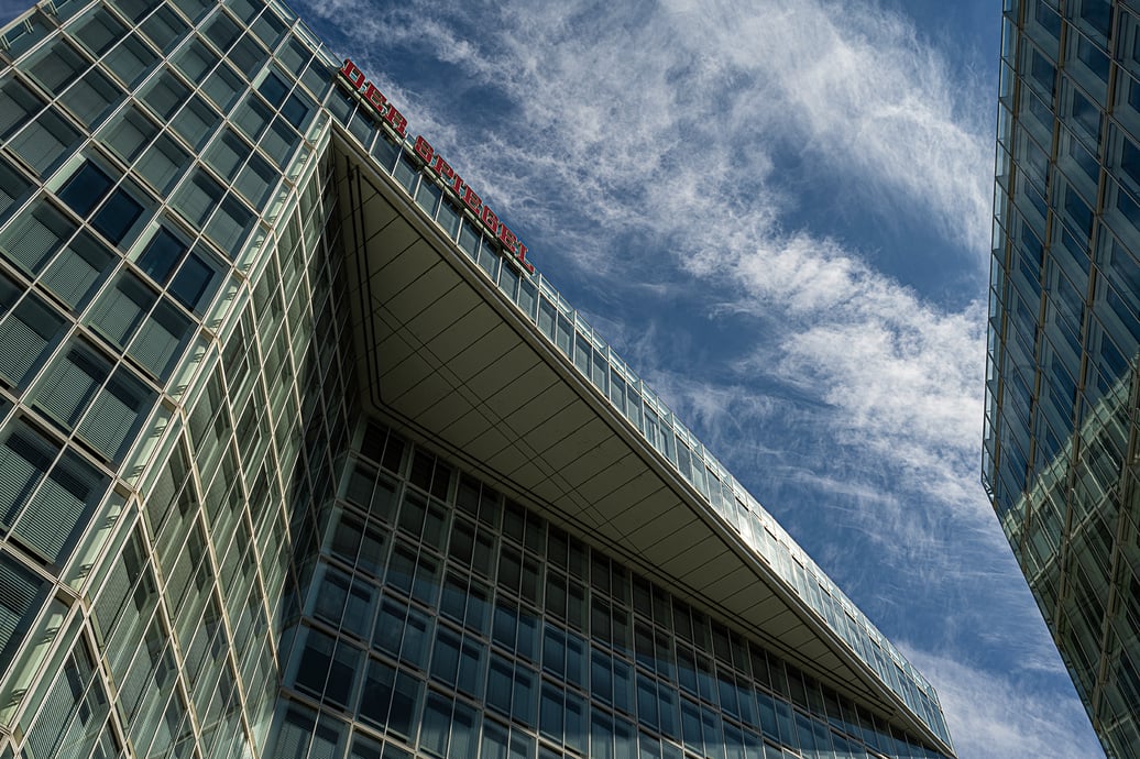 Architekturfoto vom Spiegel-Gebäude, Ericusspitze in Hamburg von Jürgen Müller