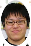 青山亮太君(2009年度卒)