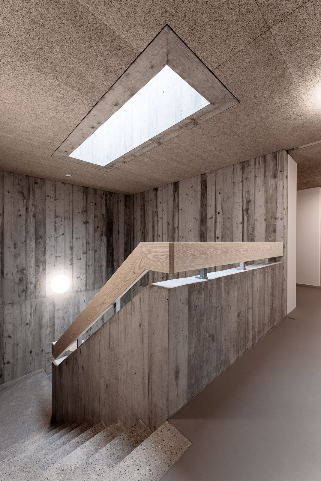 Baureag Architekten AG: Sanierung Bestandesbau SWS Medien AG - Fotos by Thomi Studhalter, faszination fotografie, Willisau