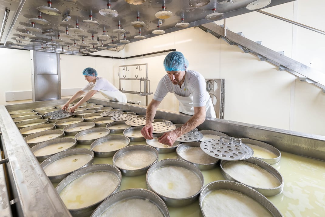 Napf-Chäsi AG Luthern, Migros AdR-Produzenten - Fotos by Thomi Studhalter, faszination fotografie, Willisau