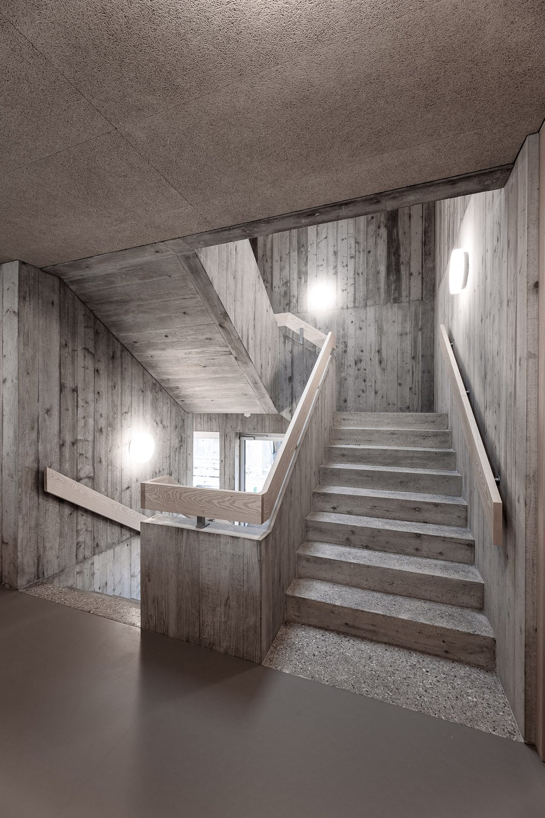 Baureag Architekten AG: Sanierung Bestandesbau SWS Medien AG - Fotos by Thomi Studhalter, faszination fotografie, Willisau